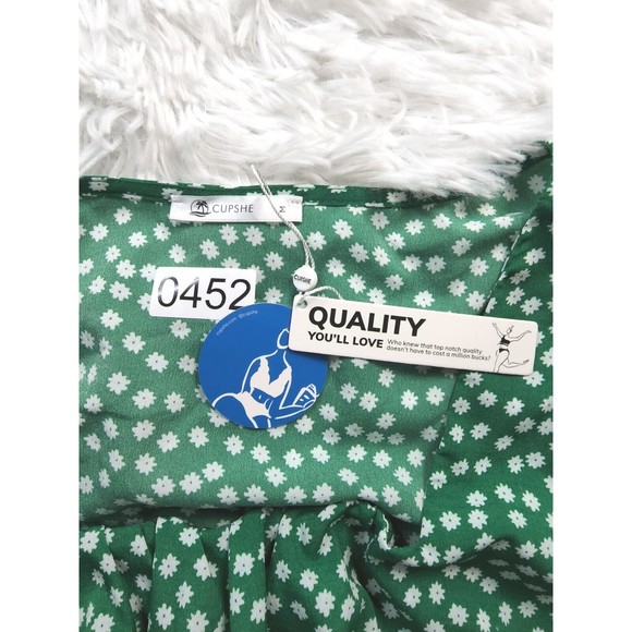 [452] New CUPSHE Green Daisy Dress - Picture 3 of 8